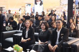 วันพุธที่ 2 กันยายน 2569 เวลา 15:00 น. นายยุทธนา มาตเจือ ประธานหอการค้าฯ ร่วมพิธีเปิดงานแสดงและจำหน่ายสินค้า "เทศกาลอาหารภาคตะวันออก 2026" ณ ลานโปรโมชั่น ชั้น 1 (หน้า Tops) ศูนย์การค้าโรบินสัน lifestyle ฉะเชิงเทรา ตำบลหน้าเมือง อำเภอเมืองฉะเชิงเ