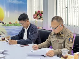 วันพุธที่ 28 ตุลาคม 2569 เวลา 10.30 น. นายยุทธนา มาตเจือ ประธานหอการค้า ร่วมประชุมคณะอนุกรรมการพิจารณากำหนดและปรับปรุงเงื่อนไขในใบอนุญาตประกอบการขนส่งไม่ประจำทางด้วยรถที่ใช้ในการขนส่งสัตว์หรือสิ่งของประจำจังหวัดฉะเชิงเทรา ครั้งที่ 10/2569 ณ ห้องประชุมนทรี