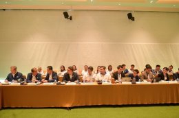 ดร.จิตรกร เผด็จศึก ประธานหอการค้ากลุ่มจังหวัดภาคตะวันออก 1 ประธานหอการค้าจังหวัดฉะเชิงเทรา และเลขาธิการหอกาค้าจังหวัด พร้อมผู้ประกอบการรุ่นใหม่ YEC หอการค้าจังหวัดฉะเชิงเทรา ร่วมประชุมคณะกรรมการหอการค้าภาคตะวันออก หอการค้าไทย ครั้งที่ 2 ระหว่างวันที่ 22-2