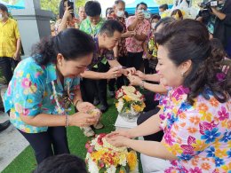 คณะหอการค้าจังหวัดฉะเชิงเทรา ร่วมพิธีรถน้ำขอพรผู้ว่าราชการจังหวัดฉะเชิงเทรา และ นายกเหล่ากาชาดจังหวัดฉะเชิงเทร