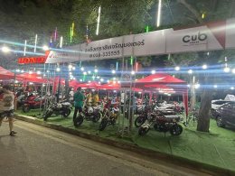 หอการค้าจังหวัดฉะเชิงเทราและผู้ประกอบการรุ่นใหม่ YEC หอการค้าจังหวัดฉะเชิงเทรา ร่วมออกร้านแสดงและจำหน่ายสินค้าในงานนมัสการหลวงพ่อโสธร และงานประจำปีจังหวัดฉะเชิงเทรา ประจำปี 2566 ระหว่างวันที่ 24 พฤศจิกายน 2566 - 5 ธันวาคม 2566 รวม 12 วัน 12 คืน ณ สนามหน้า