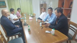 ทางผู้ร่วมทุนจากประเทศสิงคโปร์ มาจะมาร่วมลงทุนทำโซล่าเซลล์ในจังหวัดฉะเชิงเทรา โดยจะมีการนำเงินส่วนต่างเข้าเป็นกองทุนหอการค้าเพื่อช่วยเหลือผู้มีรายได้น้อย นัดประชุมในวันอังคารที่ 3 ตุลาคม 2566 เวลา 15.30 น.ณ ห้องประชุมสำนักงานหอการค้าจังหวัดฉะเชิงเทรา