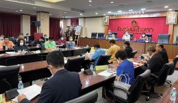 ประธานหอการค้าจังหวัดฉะเชิงเทรา พร้อมคณะกรรมการ ร่วมการประชุมคณะกรรมการร่วมภาครัฐและเอกชนเพื่อพัฒนาและแก้ไขปัญหาทางเศรษฐกิจจังหวัดฉะเชิงเทรา (กรอ.จังหวัด) ครั้งที่ 4/2566