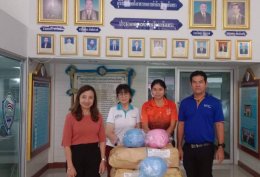 หอการค้าจังหวัดฉะเชิงเทรา สนับสนุนของขวัญวันเด็ก ประจำปี 2567 (กระปุกออมสินช้าง) ให้กับโรงเรียนต่างๆ ในจังหวัดฉะเชิงเทรา เพื่อนำไปจัดกิจกรรมวันเด็กของแต่ละโรงเรียน เมื่อวันพฤหัสบดีที่ 11 มกราคม 2567 ณ อาคารหอการค้าจังหวัดฉะเชิงเทรา
