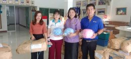 หอการค้าจังหวัดฉะเชิงเทรา สนับสนุนของขวัญวันเด็ก ประจำปี 2567 (กระปุกออมสินช้าง) ให้กับโรงเรียนต่างๆ ในจังหวัดฉะเชิงเทรา เพื่อนำไปจัดกิจกรรมวันเด็กของแต่ละโรงเรียน เมื่อวันพฤหัสบดีที่ 11 มกราคม 2567 ณ อาคารหอการค้าจังหวัดฉะเชิงเทรา