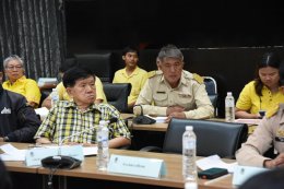 วันจันทร์ที่ 16 ตุลาคม 2566 เวลา 13.00 น. นายสมพงษ์ นำศรีเจริญสุข  กรรมการหอการค้าฯ ร่วมประชุมคณะกรรมการให้ความช่วยเหลือผู้ประสบภัยพิบัติจังหวัดฉะเชิงเทรา (ก.ช.ภ.จ.ฉช.) ณ ห้องประชุมพระยาศรีสุนทรโวหารฯ (น้อย อาจารยางกูร) ชั้น 1 ศาลากลางจังหวัดฉะเชิงเทรา