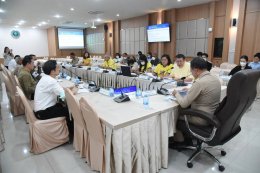 นายพงศักดิ์ เสริมศักดิ์ศศิธร รองประธานหอการค้าฯ ร่วมประชุมติดตามการดำเนินงาน โครงการแสงน้ำใจไทยทั้งชาติ เดิน วิ่ง ปั่น ป้องกันอัมพาต ครั้งที่ 9 เฉลิมพระเกียรติ จังหวัดฉะเชิงเทรา ในวันจันทร์ที่ 16 ตุลาคม 2566 เวลา 13.30 น. ณ ห้องประชุมสิริโสธรสำนักงานสาธาร