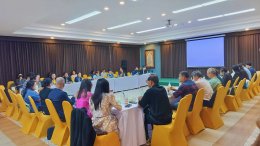 วันอังคารที่ 24 ตุลาคม 2566 เวลา 9.30 - 15.30 น. นายจอมพงษ์ ชูทับทิม เลขาธิการ นางสาวอภินันท์ภรณ์ ใต้หล้าสถาพร รองประธาน ร่วมประชุมกลุ่มย่อย จังหวัดฉะเชิงเทรา เพื่อหารือเป้าหมายและแนวทางในการบรรเทาและรับมือวิกฤตการณ์เปลี่ยนแปลงสภาพภูมิอากาศของภาคตะวันออก 