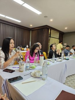 วันอังคารที่ 24 ตุลาคม 2566 เวลา 9.30 - 15.30 น. นายจอมพงษ์ ชูทับทิม เลขาธิการ นางสาวอภินันท์ภรณ์ ใต้หล้าสถาพร รองประธาน ร่วมประชุมกลุ่มย่อย จังหวัดฉะเชิงเทรา เพื่อหารือเป้าหมายและแนวทางในการบรรเทาและรับมือวิกฤตการณ์เปลี่ยนแปลงสภาพภูมิอากาศของภาคตะวันออก 