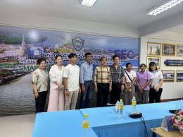 เมื่อวันพุธที่ 21 กุมภาพันธ์ 2567 เวลา 15.00 น. ณ ห้องประชุมอาคารหอการค้าจังหวัดฉะเชิงเทรา คุณมอส ปฏิภาณ ดารานักแสดง พร้อมทีมงาน เข้าพบ นายจิตรกร เผด็จศึก ประธานและคณะกรรมการหอการค้าจังหวัดฉะเชิงเทรา เพื่อประชาสัมพันธ์แนะนำ “บ้านขจรจิต” ซึ่งเป็นบ้านของตนเ