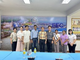 เมื่อวันพุธที่ 21 กุมภาพันธ์ 2567 เวลา 15.00 น. ณ ห้องประชุมอาคารหอการค้าจังหวัดฉะเชิงเทรา คุณมอส ปฏิภาณ ดารานักแสดง พร้อมทีมงาน เข้าพบ นายจิตรกร เผด็จศึก ประธานและคณะกรรมการหอการค้าจังหวัดฉะเชิงเทรา เพื่อประชาสัมพันธ์แนะนำ “บ้านขจรจิต” ซึ่งเป็นบ้านของตนเ