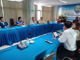 อาจารย์จากมหาวิทยาลัยหอการค้าไทย เข้าพบหอการค้าจังหวัดฉะเชิงเทรา ประธานหอการค้า และคณะกรรมการ ประชุมหารือโครงการปรับเปลี่ยนรถสันดาปเป็นรถพลังงานไฟฟ้า ในวันจันทร์ที่ 13 พฤศจิกายน 2566 เวลา 13.30 น. ณ สำนักงานหอการค้าจังหวัดฉะเชิงเทรา                       