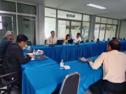 อาจารย์จากมหาวิทยาลัยหอการค้าไทย เข้าพบหอการค้าจังหวัดฉะเชิงเทรา ประธานหอการค้า และคณะกรรมการ ประชุมหารือโครงการปรับเปลี่ยนรถสันดาปเป็นรถพลังงานไฟฟ้า ในวันจันทร์ที่ 13 พฤศจิกายน 2566 เวลา 13.30 น. ณ สำนักงานหอการค้าจังหวัดฉะเชิงเทรา                       