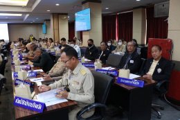 วันจันทร์ที่ 20 พฤศจิกายน 2566 เวลา 09.30 น. นายจิตรกร เผด็จศึก ประธานหอการค้าฯ ร่วมประชุมหัวหน้าส่วนราชการประจำเดือนพฤศจิกายน 2566 ณ ห้องประชุมมรุพงษ์ศิริพัฒน์ ชั้น 4 ศาลากลางจังหวัดฉะเชิงเทรา