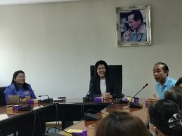 มูลนิธิสานสัมพันธ์ ร่วมกับ หอการค้าจังหวัดฉะเชิงเทรา และผู้ประกอบการรุ่นใหม่ YEC หอการค้าจังหวัดฉะเชิงเทรา มอบทุนการศึกษาให้กับนักศึกษามหาวิทยาลัยราชภัฏราชนครินทร์ที่ขาดแคลนทุนทรัพย์เพื่อการศึกษา จำนวนเงิน 80,000 บาท เมื่อวันอาทิตย์ที่ 10 ธันวาคม 2566 เวล