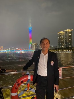 ดร.จิตรกร เผด็จศึก ประธานหอการค้าจังหวัดฉะเชิงเทรา ศึกษาดูงานด้านการท่องเที่ยวทางน้ำ โดยการล่องเรือท่องเที่ยวยามคำคืนที่ประดับด้วยแสงสีตระการตา พร้อมการสร้างท่าเทียบเรือที่ทันสมัยและมีความปลอดภัย ที่เมืองกวางโจว สาธารณรัฐประชาชนจีน เพื่อนำมาใช้ในการพัฒนาก