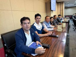 ดร.จิตรกร เผด็จศึก ประธาน และคณะกรรมการ หอการค้าจังหวัดฉะเชิงเทรา ประชุมคณะกรรมการร่วมภาครัฐและเอกชนเพื่อพัฒนาและแก้ไขปัญหาทางเศรษฐกิจจังหวัดฉะเชิงเทรา (กรอ.จังหวัด) ครั้งที่ 4/2567 วันพฤหัสบดีที่ 16 พฤษภาคม 2567 เวลา 09.30 น. ณ ห้องประชุมมรุพงษ์ศิริพัฒน์