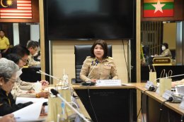 วันจันทร์ที่ 8 มกราคม 2567 เวลา 13:30-16:30  น นายจอมพงษ์  ชูทับทิม เลขาธิการหอการค้าฯ ร่วมประชุมคณะกรรมการบริหารกองทุนพัฒนาเด็กชนบทในพระราชูปถัมภ์สมเด็จพระเทพรัตนราชสุดาฯ สยามบรมราชกุมารี จังหวัดฉะเชิงเทราครั้งที่ 1/2567 ณ ห้องประชุมพระยาศรีสุนทรโวหาร(น้