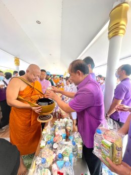 ดร.จิตรกร เผด็จศึก ประธานหอการค้าจังหวัดฉะเชิงเทรา พร้อมคณะ ร่วมกิจกรรมเฉลิมพระเกียรติสมเด็จพระนางเจ้าฯ พระบรมราชินี เนื่องในโอกาสวันเฉลิมพระชนมพรรษา 3 มิถุนายน 2567  เริ่มเวลา 7.30 น. พิธีทำบุญตักบาตร พิธีปล่อยพันธุ์สัตว์น้ำ และพิธีไถ่ชีวิตโคกระบือเพื่อถ