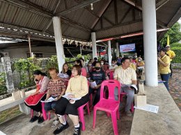 วันจันทร์ที่ 24 มิถุนายน 2567 เวลา 09.00 น. นายจิตรกร เผด็จศึก ประธาน และคณะกรรมการหอการค้า ร่วมประชุมรับฟังความคิดเห็นผู้ประกอบการ ห้างร้าน และผู้อยู่อาศัยบริเวณใกล้เคียงพื้นที่โครงการจัดตั้งศูนย์จำหน่ายสินค้าเกษตรปลอดภัยจังหวัดฉะเชิงเทรา บริเวณด้านข้างส