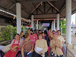 วันจันทร์ที่ 24 มิถุนายน 2567 เวลา 09.00 น. นายจิตรกร เผด็จศึก ประธาน และคณะกรรมการหอการค้า ร่วมประชุมรับฟังความคิดเห็นผู้ประกอบการ ห้างร้าน และผู้อยู่อาศัยบริเวณใกล้เคียงพื้นที่โครงการจัดตั้งศูนย์จำหน่ายสินค้าเกษตรปลอดภัยจังหวัดฉะเชิงเทรา บริเวณด้านข้างส