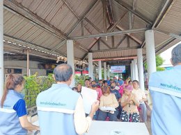 วันจันทร์ที่ 24 มิถุนายน 2567 เวลา 09.00 น. นายจิตรกร เผด็จศึก ประธาน และคณะกรรมการหอการค้า ร่วมประชุมรับฟังความคิดเห็นผู้ประกอบการ ห้างร้าน และผู้อยู่อาศัยบริเวณใกล้เคียงพื้นที่โครงการจัดตั้งศูนย์จำหน่ายสินค้าเกษตรปลอดภัยจังหวัดฉะเชิงเทรา บริเวณด้านข้างส