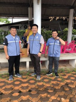 วันจันทร์ที่ 24 มิถุนายน 2567 เวลา 09.00 น. นายจิตรกร เผด็จศึก ประธาน และคณะกรรมการหอการค้า ร่วมประชุมรับฟังความคิดเห็นผู้ประกอบการ ห้างร้าน และผู้อยู่อาศัยบริเวณใกล้เคียงพื้นที่โครงการจัดตั้งศูนย์จำหน่ายสินค้าเกษตรปลอดภัยจังหวัดฉะเชิงเทรา บริเวณด้านข้างส