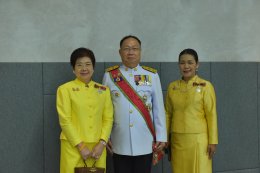 ดร.จิตรกร เผด็จศึก ประธานหอการค้าจังหวัดฉะเชิงเทรา พร้อมคณะ ร่วมงานสโมสรสันนิบาตเฉลิมพระเกียรติพระบาทสมเด็จพระเจ้าอยู่หัว เนื่องในโอกาสพระราชพิธีมหามงคลพระชนมพรรษา 6 รอบ 28 กรกฎาคม 2567 ในวันจันทร์ที่ 29 กรกฎาคม 2567 เวลา 18.00 น. ณ ศูนย์การเรียนรู้เมืองฉ