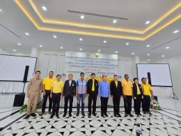 หอการค้าจังหวัดฉะเชิงเทรา โดยนายยุทธนา มาตเจือรองประธานหอการค้าฯ และนายทนงศักดิ์ ทรัพย์เฟื่องฟูกรรมการหอการค้าฯ ร่วมโครงการประชุมสัมมนาเพื่อเผยพร่ข้อมูลกิจกรรมการลดก๊าซเรือนกระจกและขับเคลื่อนงานด้านการเปลี่ยนแปลงสภาพภูมิอากาศของจังหวัดฉะเชิงเทรา ภายใต้โคร