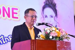 ดร. จิตรกรเผด็จศึก ประธานหอการค้าฯ รับเกียรติบัตรที่ให้การสนับสนุนโครงการ TO BE NUMBER ONE จังหวัดฉะเชิงเทรา ในงานมหกรรมรวมพลสมาชิกสมาชิก TO BE NUMBER ONE จังหวัดฉะเชิงเทรา ประจำปี 2567 วันพฤหัสบดีที่ 29 สิงหาคม 2567 เวลา 09.00 น. ณ ห้องเทพราช โรงแรมซันธา