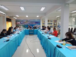 วันพฤหัสบดีที่ 1 กุมภาพันธ์ 2567 เวลา 13.30 น. ประธานและรองประธาน คณะทำงานหอการค้าจังหวัดฉะเชิงเทรา ร่วมประชุมเรื่องการแบ่งหน้าที่การจัดกิจกรรมแต่ละโครงการณ ห้องประชุมสำนักงานหอการค้าจังหวัดฉะเชิงเทรา