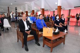 วันพฤหัสบดีที่ 22 กุมภาพันธ์ 2567 เวลา 9.30 น. นายจิตรกร เผด็จศึก ประธานหอการค้าฯ ร่วมเป็นเกียรติ ออกรางวัลสลากกาชาดการกุศลจังหวัดฉะเชิงเทรา ประจำปี 2567 ณ ศูนย์การเรียนรู้เศรษฐกิจพอเพียงอำเภอเมืองฉะเชิงเทรา (หอประชุมอำเภอเมืองฉะเชิงเทรา) ต.หน้าเมือง อ.เม