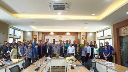 หอการค้าจังหวัดฉะเชิงเทรา ประชุมคณะที่ปรึกษาและคณะกรรมการบริหารหอการค้าจังหวัดฉะเชิงเทรา ครั้งที่ 2/2567 (สัญจร) ในวันศุกร์ที่ 23 กุมภาพันธ์ 2567 เวลา 13.00 น. – 16.00 น. ณ ห้องประชุมที่ว่าการอำเภอพนมสารคาม จังหวัดฉะเชิงเทรา