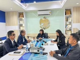 วันพุธที่ 28 กุมภาพันธ์ 2567 เวลา 9.30 น. นายจิตรกร เผด็จศึก ประธานหอการค้า ร่วมประชุมหารือแลกเปลี่ยนความคิดเห็นในภารกิจกับผู้ตรวจราชการกระทรวงการคลัง รวมกับนางสาวศุกร์ศิริ อภิญญานุวัฒน์ ณ ห้องประชุมสำนักงานคลังจังหวัดฉะเชิงเทรา