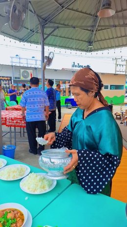 วันศุกร์ที่ 2 พฤษภาคม 2568 เวลา 10:00 น. คณะกรรมการหอการจังหวัดฉะเชิงเทรา ร่วมทำบุญเลี้ยงพระเพล 9 รูป ตลาดเกษตรปลอดภัยสูง (ตลาดพุงกาง) อยู่หน้าสำนักงานปฏิรูปที่ดินจังหวัดฉะเชิงเทรา