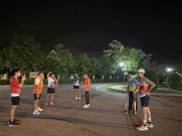 วันอาทิตย์ที่ 22 มิถุนายน 2568 เวลา 04.30 น. ดร.จิตรกร เผด็จศึก ประธานอาวุโสหอการค้าฯ นายยุทธนา มาตเจือ ประธานหอการค้าฯ และนายทรงศักดิ์ ทรัพย์เฟื่องฟู รองประธานหอการค้าฯ พร้อมด้วยคณาจารย์และบุคลากร ทดสอบเส้นทางวิ่งเสมือนจริง เดิน-วิ่ง การกุศล 85 ปี มหาวิท