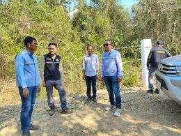 วันพุธที่ 3 เมษายน 2567 เวลา 10.00 - 17.00 น. นายยุทธนา มาตเจือ รองประธานหอการค้าฯ นายทนงศักดิ์ ทรัพย์เฟื่องฟู สมาชิกหอการค้าฯ ร่วมลงพื้นที่ติดตามการซ่อมแซมคูกันช้างป่า  ณ ท้องที่ตำบลตะเกรา ตำท่าตะเกียบ อำเภอท่าตะเกียบ และตำบลท่ากระดาน อำเภอสนามชัยเขต จัง