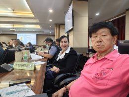 วันพฤหัสบดีที่ 30 พฤษภาคม 2567 เวลา 13.30 น. นายสมพงษ์นำศรีเจริญสุข กรรมการหอการค้าฯ ร่วมประชุมคณะกรรมการศูนย์อำนวยการป้องกันและปราบปรามยาเสพติดจังหวัดฉะเชิงเทรา ณ ห้องประชุมมรุพงษ์ศิริพัฒน์ ชั้น 4 ศาลากลางจังหวัดฉะเชิงเทรา