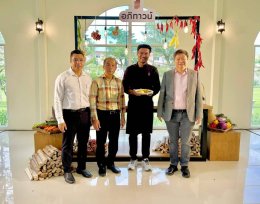 วันเสาร์ที่ 15 มิถุนายน 2567 เวลา 11.30 น. นายจิตรกร เผด็จศึก ประธานหอการค้าฯ กรรมการ YEC ร่วมเป็นเกียรติในกิจกรรมสื่อมวลชนสัญจรแคมเปญ "อภิทาวน์ทั่วไทย × เชฟกะปอม ณ โครงการอภิทาวน์ จังหวัดฉะเชิงเทรา