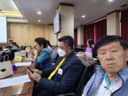 วันพุธที่ 19 มิถุนายน 2567 เวลา 13.30 น. นายสมพงษ์นำศรีเจริญสุข กรรมการหอการค้าฯ ร่วมประชุมติดตามความพร้อมการจัดทำน้ำพระพุทธมนต์ศักดิ์สิทธิ์ของจังหวัด งานเฉลิมพระเกียรติพระบาทสมเด็จพระเจ้าอยู่หัว เนื่องในโอกาสมหามงคลเฉลิมพระเกียรติพระชนมพรรษา 6 รอบ 28 กรก