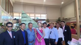 นายจิตรกรเผด็จศึกประธาน และคณะกรรมการหอการค้าฯ ร่วมเป็นเกียรติในพิธีเปิดร้าน "ขนมบ้านอุ๋มสาขาบ้านอุ๋มแลนด์  ร้านขนมและของฝากจังหวัดฉะเชิงเทรา  ในวันศุกร์ที่ 21 มิถุนายน 2567 โดยมีกำหนดการดังนี้ กำหนดการ  07.00 น. - พิธีสงฆ์  08.00 น.  ต้อนรับแขกผู้มี