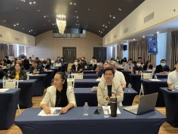 วันศุกร์ที่ 21 มิถุนายน 2567 เวลา 8.30  17.00  น. นายจอมพงษ์ ชูทับทิม เลขาธิการหอการค้าฯ ร่วมประชุมปรึกษาหารือร่วมกันเพื่อรับฟังความคิดเห็นในการจัดทำแผนพัฒนากลุ่มจังหวัดภาคตะวันออก 1 (ฉะเชิงเทรา ชลบุรี ระยอง) พ.ศ. 2566 - 2570 ฉบับทบทวน ประจำปีงบประมาณ พ.ศ