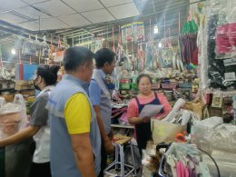 วันที่ 21 มิถุนายน 2567 เวลา 17.00 น. คณะกรรมการหอการค้าฯ ร่วมลงพื้นที่ เชิญคนในพื้นที่ ประชุมประชาคม โครงการจัดตั้งศูนย์จำหน่ายสินค้าเกษตรปลอดภัย ณ พื้นที่ สปก. ฉะเชิงเทรา 