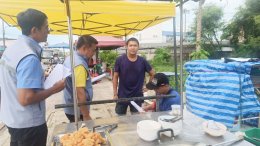 วันที่ 21 มิถุนายน 2567 เวลา 17.00 น. คณะกรรมการหอการค้าฯ ร่วมลงพื้นที่ เชิญคนในพื้นที่ ประชุมประชาคม โครงการจัดตั้งศูนย์จำหน่ายสินค้าเกษตรปลอดภัย ณ พื้นที่ สปก. ฉะเชิงเทรา 