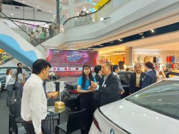 วันเสาร์ที่ 22 มิถุนายน 2567 เวลา 13.00 น. นายจิตรกร เผด็จศึกประธาน  และคณะกรรมการหอการค้า ร่วมเป็นเกียรติในพิธีเปิดงาน งานมหกรรมยานยนต์ MOTORSHOW 2024  ณ ลานโปรโมชั่นหน้า TOPS ชั้น 1 ศูนย์การค้าโรบินสันไลฟ์สไตล์ฉะเชิงเทรา