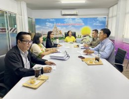 วันพุธที่ 26 มิถุนายน 2567 เวลา 11.00 น.นายยุทธนา มาตเจือ รองประธานหอการค้าฯ ร่วมประชุมคณะอนุกรรมพิจารณากำหนดและปรับปรุงเงื่อนไขในใบอนุญาตประกอบการขนส่งไม่ประจำทางด้วยรถที่ใช้ในการขนส่งสัตว์หรือสิ่งของประจำจังหวัดฉะเชิงเทราครั้งที่ 6/2567  ณ ห้องประชุมศูน