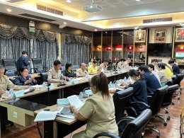 วันอังคารที่ 30 กรกฎาคม 2567 เวลา 9.30 น. ดร.จิตรกร เผด็จศึก ประธานหอการค้าฯ ร่วมประชุมคณะทำงานส่งเสริมพัฒนาอาชีพและการตลาด ภายใต้คณะอนุกรรมการนโยบายที่ดินจังหวัดฉะเชิงเทรา (คทช.ฉะเชิงเทรา) ครั้งที่ 2/2567 ณ ห้องประชุมพระยาศรีสุนทรโวหารฯ (น้อย อาจารยางกูร