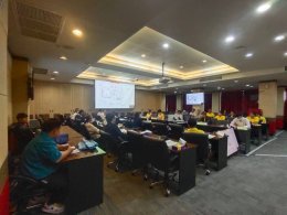 วันพุธที่ 31 กรกฎาคม 2567 เวลา 9.30 - 12.00 น. นายจอมพงษ์ ชูทับทิมเลขาธิการหอการค้าฯ ร่วมการประชุมคณะกรรมการอนุรักษ์และพัฒนาเมืองเก่าฉะเชิงเทรา ครั้งที่ 2/2567 ณ ห้องประชุมมรุพงษ์ศิริพัฒน์ ชั้น 4 ศาลากลางจังหวัดฉะเชิงเทรา