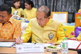 วันอังคารที่ 6 สิงหาคม 2567 เวลา 13.30 - 15.00 น. ดร.จิตรกร เผด็จศึก ประธานหอการค้าฯ และนางสาวชนากานต์ สิงห์สมุทร เลขาธิการ YEC ร่วมโครงการส่งเสริมผ้าไทยใส่ได้ทุกที่เฉลิมพระเกียรติสมเด็จพระนางเจ้าสิริกิติ์ พระบรมราชินีนาถ พระบรมราชชนนีพันปีหลวง เนื่องในวั