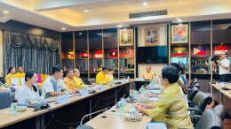 วันอังคารที่ 6 สิงหาคม 2567 เวลา 13.30 - 15.00 น. ดร.จิตรกร เผด็จศึก ประธานหอการค้าฯ และนางสาวชนากานต์ สิงห์สมุทร เลขาธิการ YEC ร่วมโครงการส่งเสริมผ้าไทยใส่ได้ทุกที่เฉลิมพระเกียรติสมเด็จพระนางเจ้าสิริกิติ์ พระบรมราชินีนาถ พระบรมราชชนนีพันปีหลวง เนื่องในวั